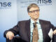 Bill Gates (Greg Rubenstein/https://www.flickr.com/photos/188027733@N06/49790335083/in/photolist-2iRNtXa-66NNXY-48nwzq-4p13Ry-DUGN1-4oZWhf-4oVX16-4oF1Hr-7yKF74-c4rYdb-6p5okR-7yKBZe-2gk4W-9rV9F-4oZVZQ-4oZXSs-4oZWEN-4oZViC-4oVXFH-4oVRHZ-4oVXkM-G8wEL-2dkSuvi-n9nC9k-yPEh7-8vFMRh-6cfcoE-2kPboP-5MM17t-DUf1k-2nqk7-5tL68M-bWuj7o-7WYH1m-3qAFNz-DUGNa-4vU22T-4vacJm-sff3N-abSej4-VuRNjr-6UapKn-4ntTLj-PnB6e-ezzm2V-3c1v1v-NbX3t-J8jccd-7z814x-5Xu8av)