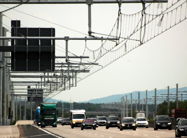 A5 Gräfenhausen Elektroautobahn (Von Radosław Drożdżewski (Zwiadowca21) - Eigenes Werk, CC BY-SA 4.0, https://commons.wikimedia.org/w/index.php?curid=79210338)