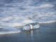 Plastik im Meer (Brian Yurasits on Unsplash)