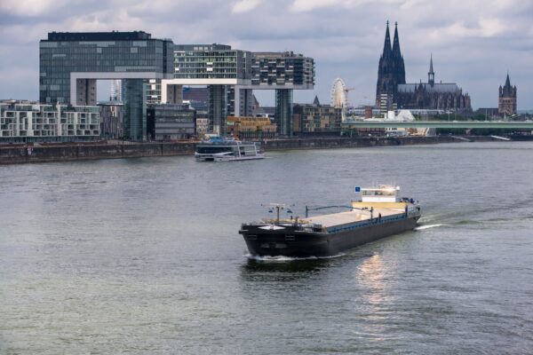 Rhein (Thomas B. from Pixabay)
