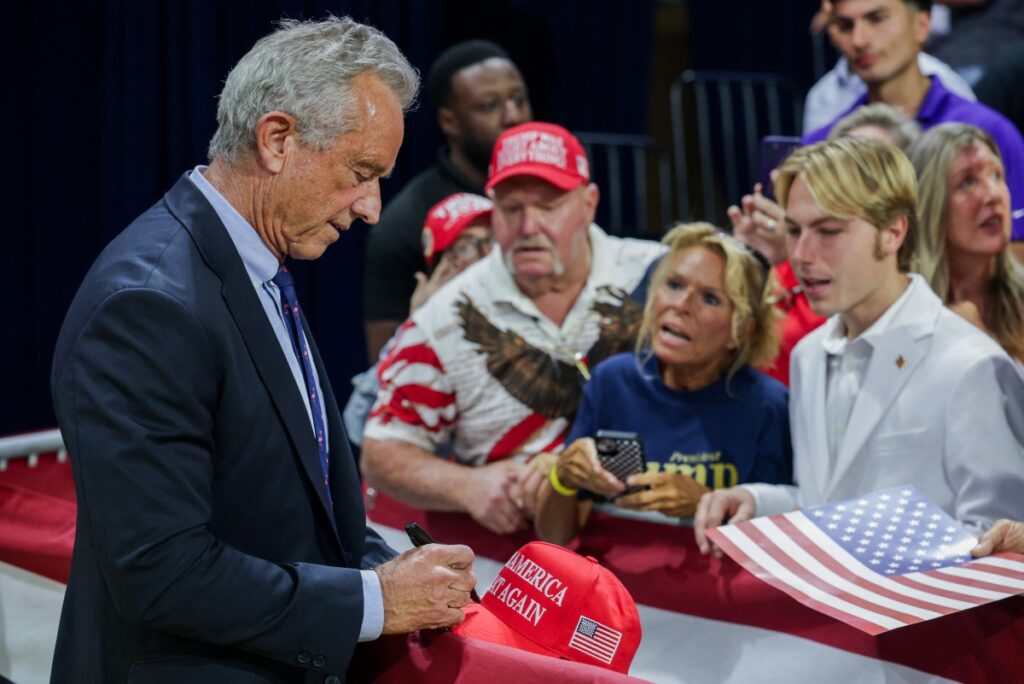 RFK ist ein Star, aber die Amerikaner können sich Kranksein nicht mehr leisten. (Foto: ALEX WONG / GETTY IMAGES via AFP)