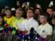 Flavio Bolsonaro nach Bekanntgabe der ersten Ergebnisse der Präsidentschaftsstichwahl am 25. Oktober 2026 in Brasília. (Foto: Pablo Porciuncula / AFP)